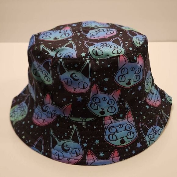 NWT Adult Sized Black with Blue Cats Bucket Hat - Picture 1 of 5